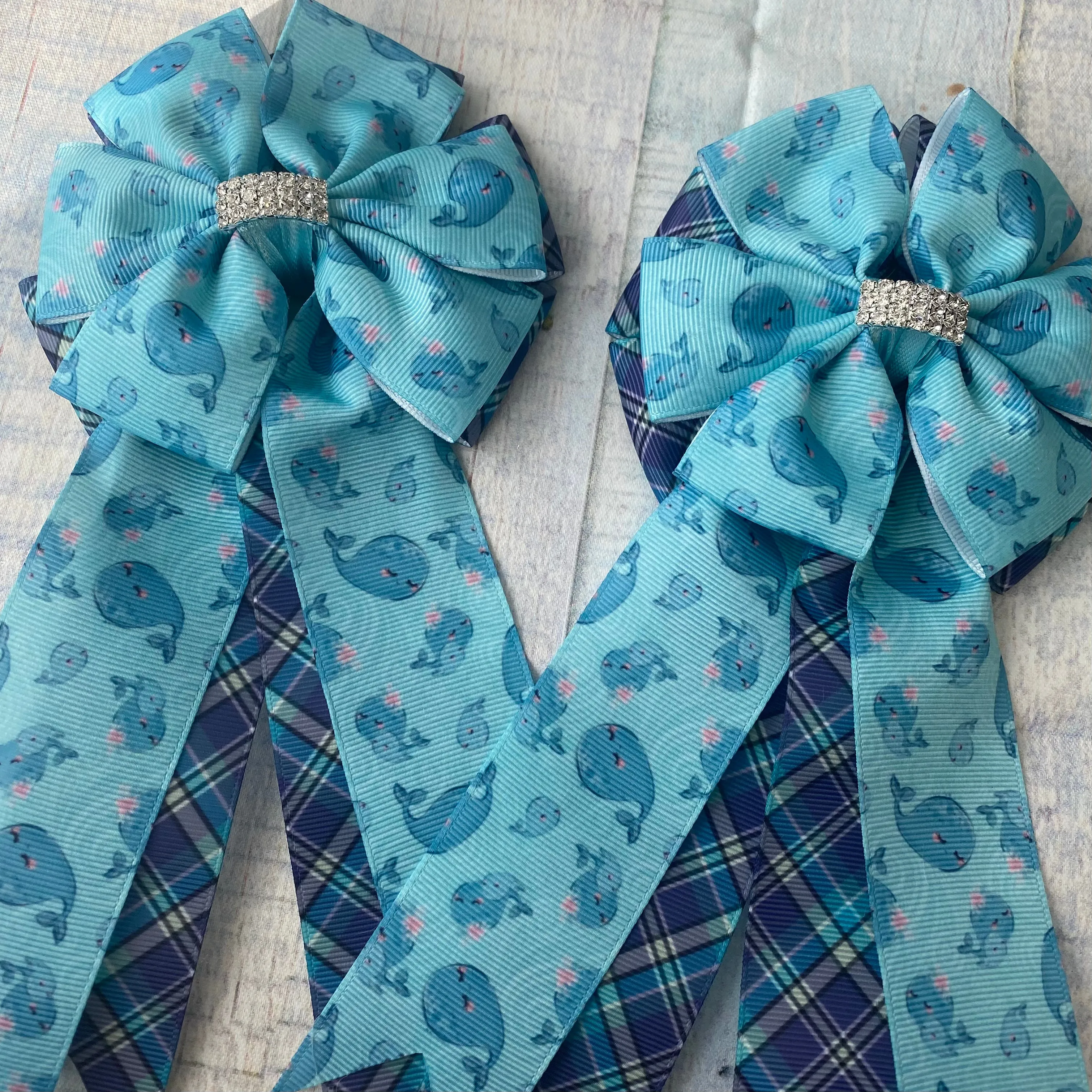 ❤️ Show Bows: Baby Whales 🐳 NEW  🐳