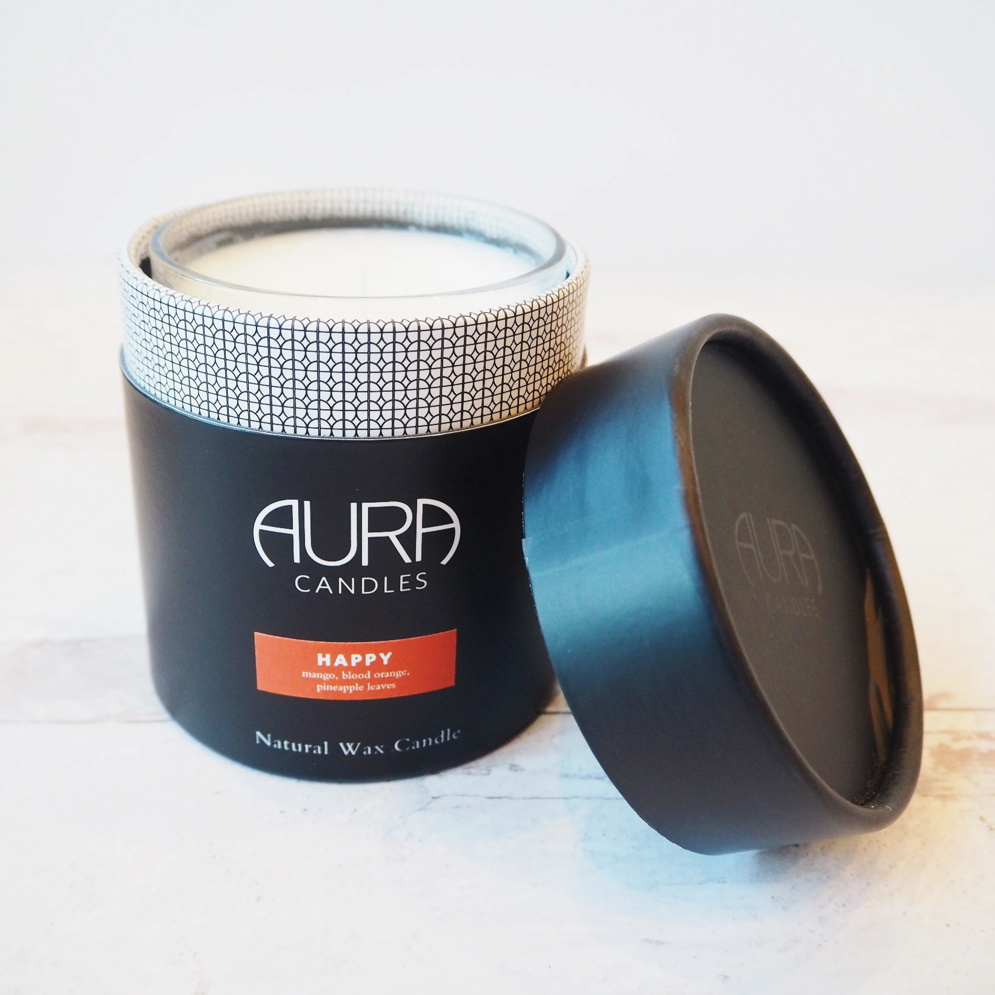 Aura Happy Scented Candle