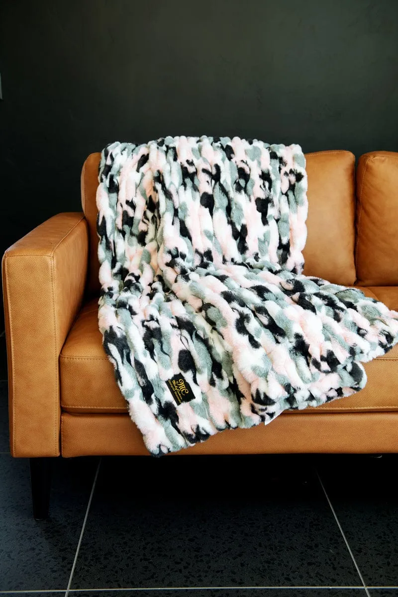 Hugs Camo Pink Blanket