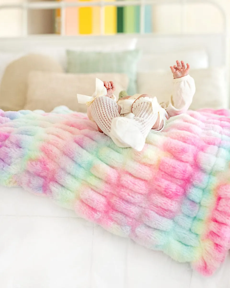 Hugs Tie Dye Pastel Blanket