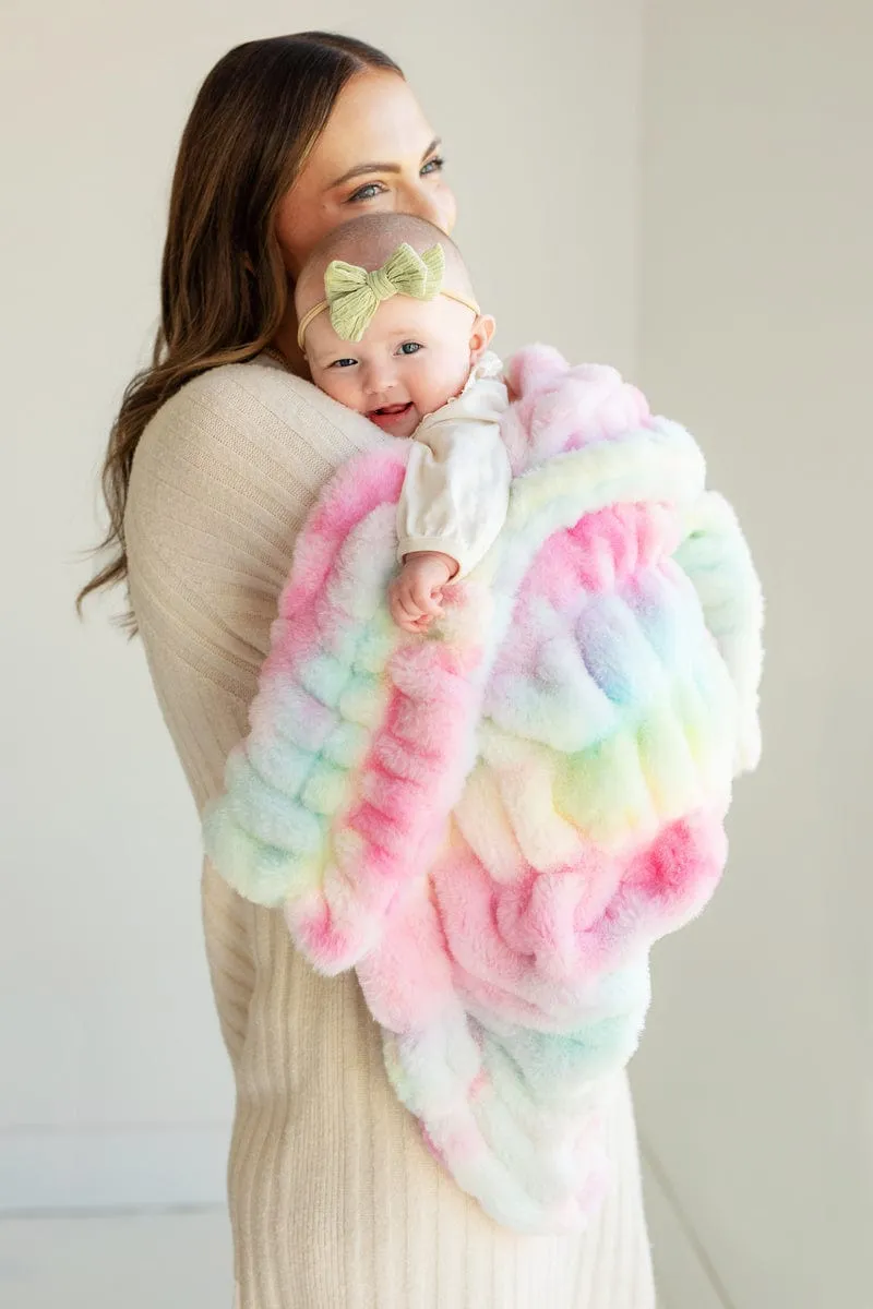 Hugs Tie Dye Pastel Blanket