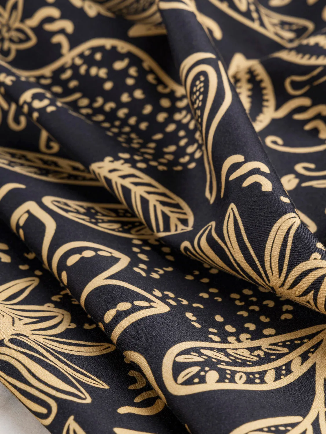 Illustrated Botanical Print Stretch Cotton Sateen - Black   Gold